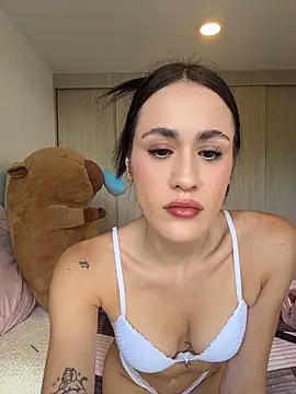 Snapshot of SerenaFox_ chatting on 25, 4, 2026 SerenaFox online show from 25, 4, 2026