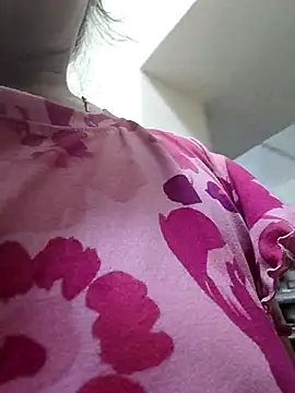 Snapshot of HeartlessGirl chatting on 25, 3, 2026 HeartlessGirl online show from 25, 3, 2026