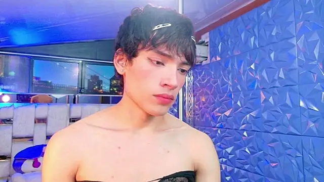 Snapshot of IsaacNovaa chatting on 30, 4, 2026 IsaacNovaa online show from 30, 4, 2026