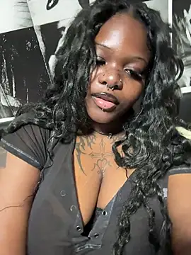 Nyla xox online show from 12, 4, 2026