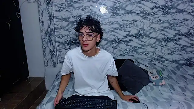 escanor ar online show from 4, 4, 2026