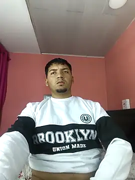 Snapshot of Itsdavidxxx chatting on 2, 4, 2026 Itsdavidxxx online show from 2, 4, 2026