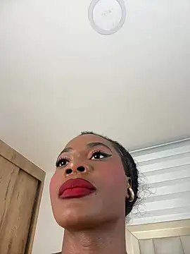 Snapshot of Ayra-starh chatting on 22, 4, 2026 Ayra-starh online show from 22, 4, 2026