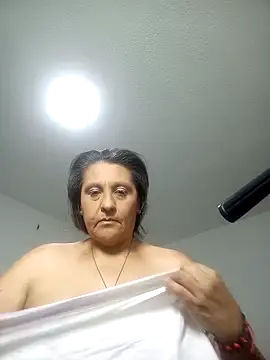 Merlyna Goldenss online show from 27, 3, 2026