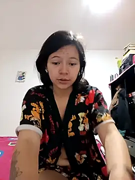 Snapshot of Ninffa_sweet21 chatting on 17, 4, 2026 Ninffa sweet21 online show from 17, 4, 2026