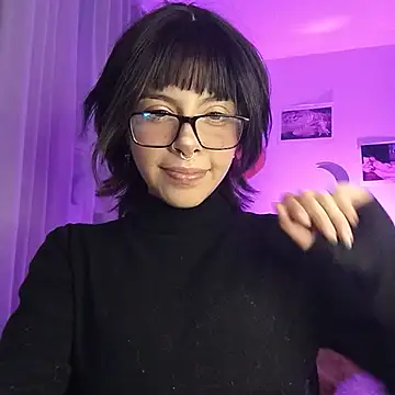 Snapshot of Nyxara- chatting on 22, 4, 2026 Nyxara- online show from 22, 4, 2026
