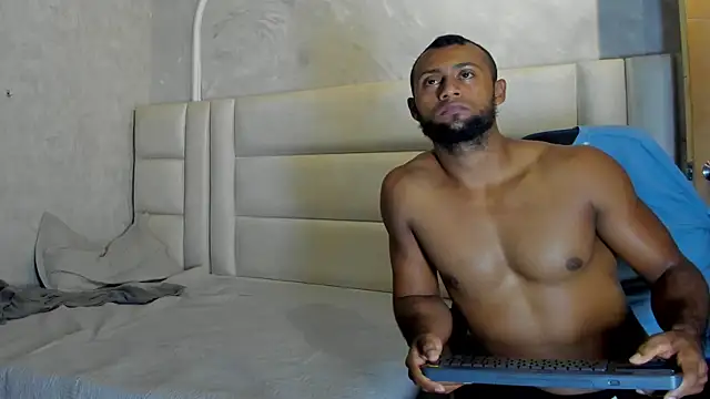 Snapshot of Dark_lennox chatting on 6, 4, 2026 Dark lennox online show from 6, 4, 2026