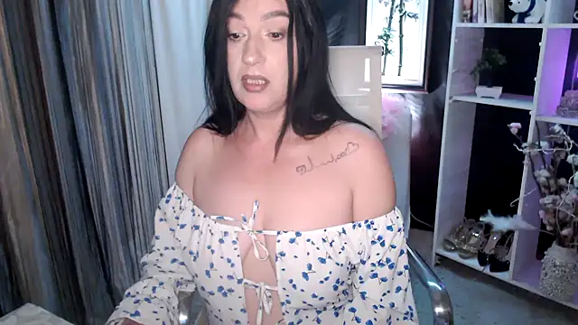 Snapshot of DreamLove2020 chatting on 21, 4, 2026 DreamLove2020 online show from 21, 4, 2026