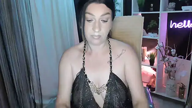 Snapshot of DreamLove2020 chatting on 9, 6, 2026 DreamLove2020 online show from 9, 6, 2026