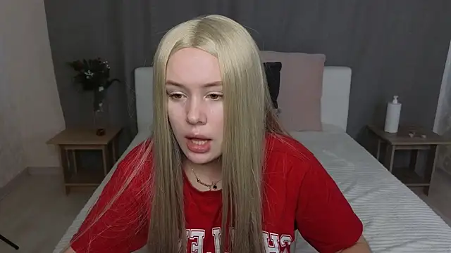 Snapshot of MelissaAvis chatting on 6, 7, 2026 MelissaAvis online show from 6, 7, 2026