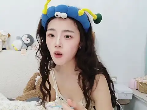 Snapshot of cc-8 chatting on 2, 4, 2026 cc-8 online show from 2, 4, 2026