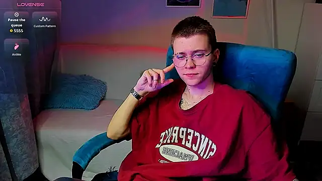 Snapshot of Thomas_Norton chatting on 30, 4, 2026 Thomas Norton online show from 30, 4, 2026