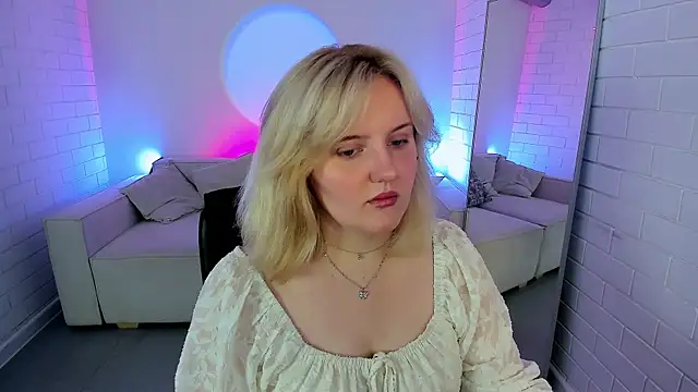 KathyBriggs online show from 11, 4, 2026