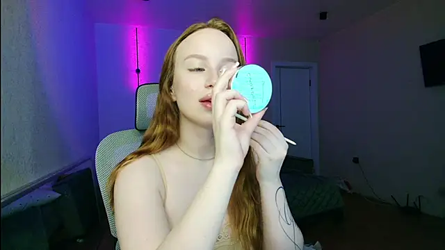 Snapshot of BunnyShinex chatting on 10, 6, 2026 BunnyShinex online show from 10, 6, 2026