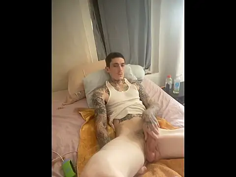 Snapshot of dkub93 chatting on 26, 3, 2026 dkub93 online show from 26, 3, 2026