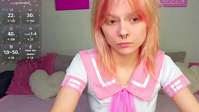 Snapshot of PerryKitty chatting on 21, 4, 2026 PerryKitty online show from 21, 4, 2026