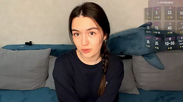 Snapshot of lilysolar chatting on 3, 4, 2026 lilysolar online show from 3, 4, 2026