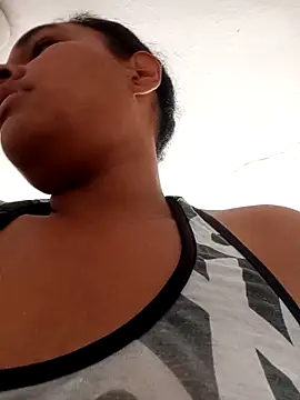 sexybronwgirl online show from 31, 3, 2026