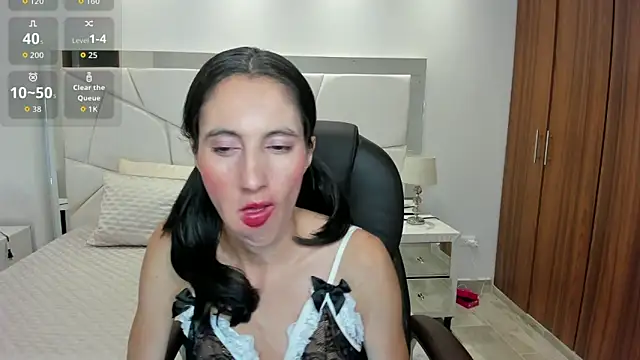 Snapshot of Shary_leon chatting on 2, 6, 2026 Shary leon online show from 2, 6, 2026