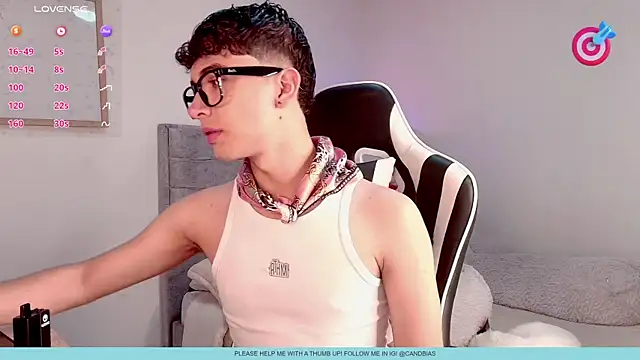 Snapshot of niico_prince chatting on 8, 7, 2026 niico prince online show from 8, 7, 2026