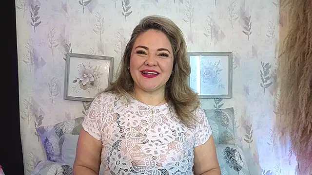 Natashablade   online show from 13, 5, 2026