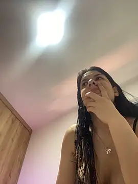 Snapshot of Annarhode chatting on 16, 5, 2026 Annarhode online show from 16, 5, 2026