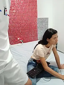 Geneviieve and scott hot online show from 4, 5, 2026