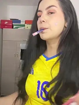 Snapshot of Cami_olarte chatting on 27, 6, 2026 Cami olarte online show from 27, 6, 2026