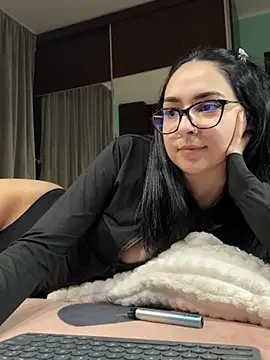 Snapshot of TheaMerve chatting on 28, 3, 2026 TheaMerve online show from 28, 3, 2026