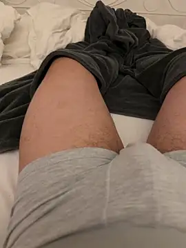 Snapshot of justin2787 chatting on 2, 4, 2026 justin2787 online show from 2, 4, 2026