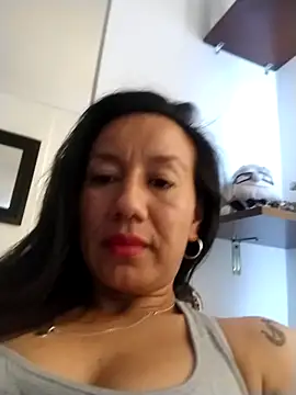 Snapshot of danna_tt chatting on 18, 7, 2026 danna tt online show from 18, 7, 2026