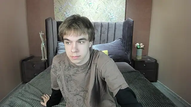 Snapshot of DaveBevy chatting on 14, 6, 2026 DaveBevy online show from 14, 6, 2026
