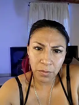 Snapshot of tatianabelli chatting on 24, 4, 2026 tatianabelli online show from 24, 4, 2026
