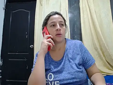 Snapshot of allison_maxtattoo_ chatting on 15, 4, 2026 allison maxtattoo online show from 15, 4, 2026