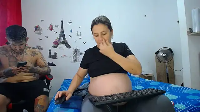 Snapshot of allison_maxtattoo_ chatting on 3, 5, 2026 allison maxtattoo online show from 3, 5, 2026