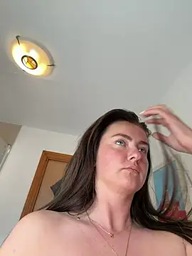 Snapshot of LolaSkyee chatting on 16, 5, 2026 LolaSkyee online show from 16, 5, 2026