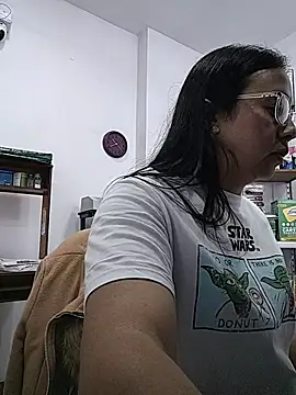 Snapshot of Violeta--7 chatting on 11, 5, 2026 Violeta--7 online show from 11, 5, 2026