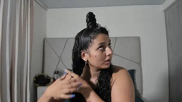 Snapshot of VeraBellucci chatting on 15, 4, 2026 VeraBellucci online show from 15, 4, 2026