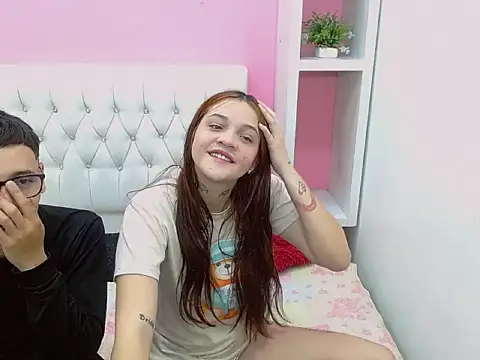 Snapshot of 23alana chatting on 21, 4, 2026 23alana online show from 21, 4, 2026
