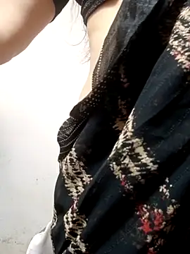 Snapshot of Sexyy_Bhabhi_143 chatting on 6, 5, 2026 Sexyy Bhabhi 143 online show from 6, 5, 2026