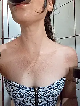 Snapshot of Valentina-Albuquerque chatting on 30, 3, 2026 Valentina-Albuquerque online show from 30, 3, 2026