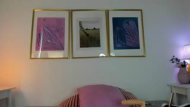 Snapshot of Aria_rouse chatting on 11, 4, 2026 Aria rouse online show from 11, 4, 2026