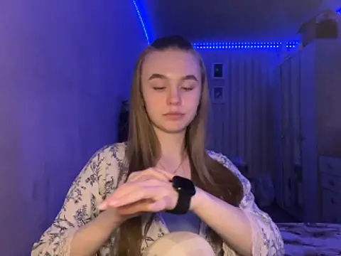 melissashineeee online show from 14, 4, 2026