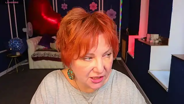 Kira Kingslee online show from 22, 4, 2026