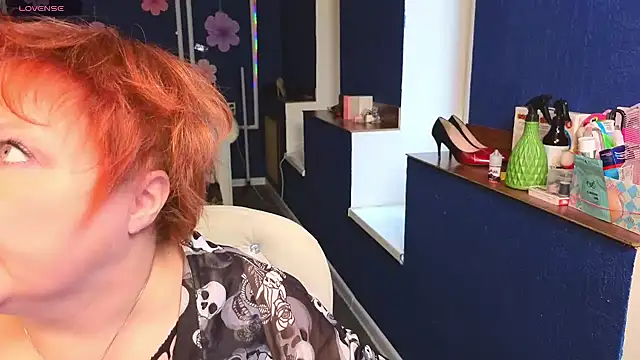 Kira Kingslee online show from 23, 4, 2026