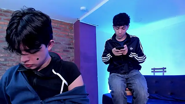 Snapshot of Good_boys18 chatting on 13, 5, 2026 Good boys18 online show from 13, 5, 2026