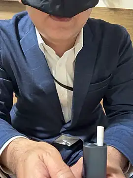 Snapshot of RYUICHI_1919 chatting on 30, 4, 2026 RYUICHI 1919 online show from 30, 4, 2026