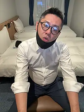 Snapshot of RYUICHI_1919 chatting on 26, 5, 2026 RYUICHI 1919 online show from 26, 5, 2026