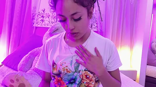 Snapshot of canela_bm chatting on 4, 5, 2026 canela bm online show from 4, 5, 2026