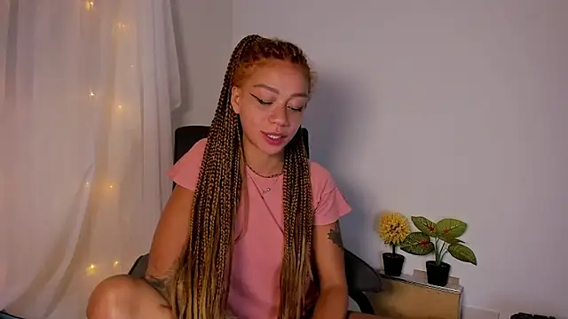 Snapshot of Debora_Rayssa chatting on 2, 5, 2026 Debora Rayssa online show from 2, 5, 2026